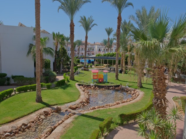 Dive Inn Resort 94/107