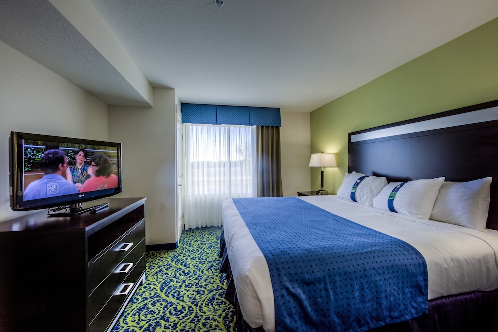 Holiday Inn Express Richmond by IHG 10/51