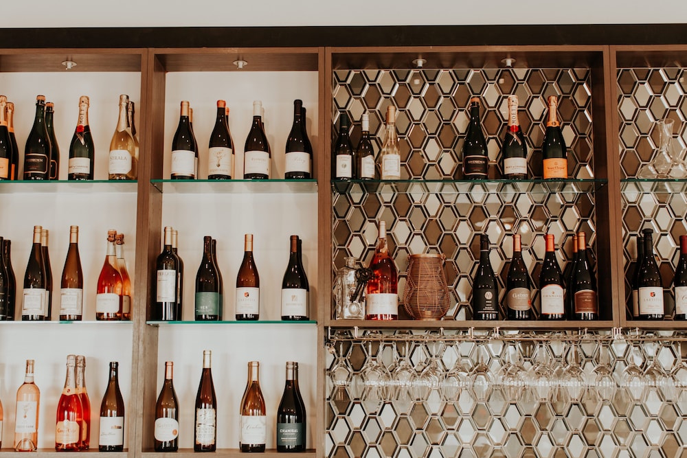 Wine Stone Inn 33/64