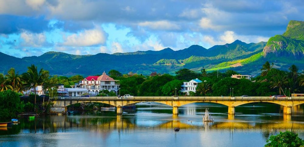 Mahe Holiday Resort 45/49