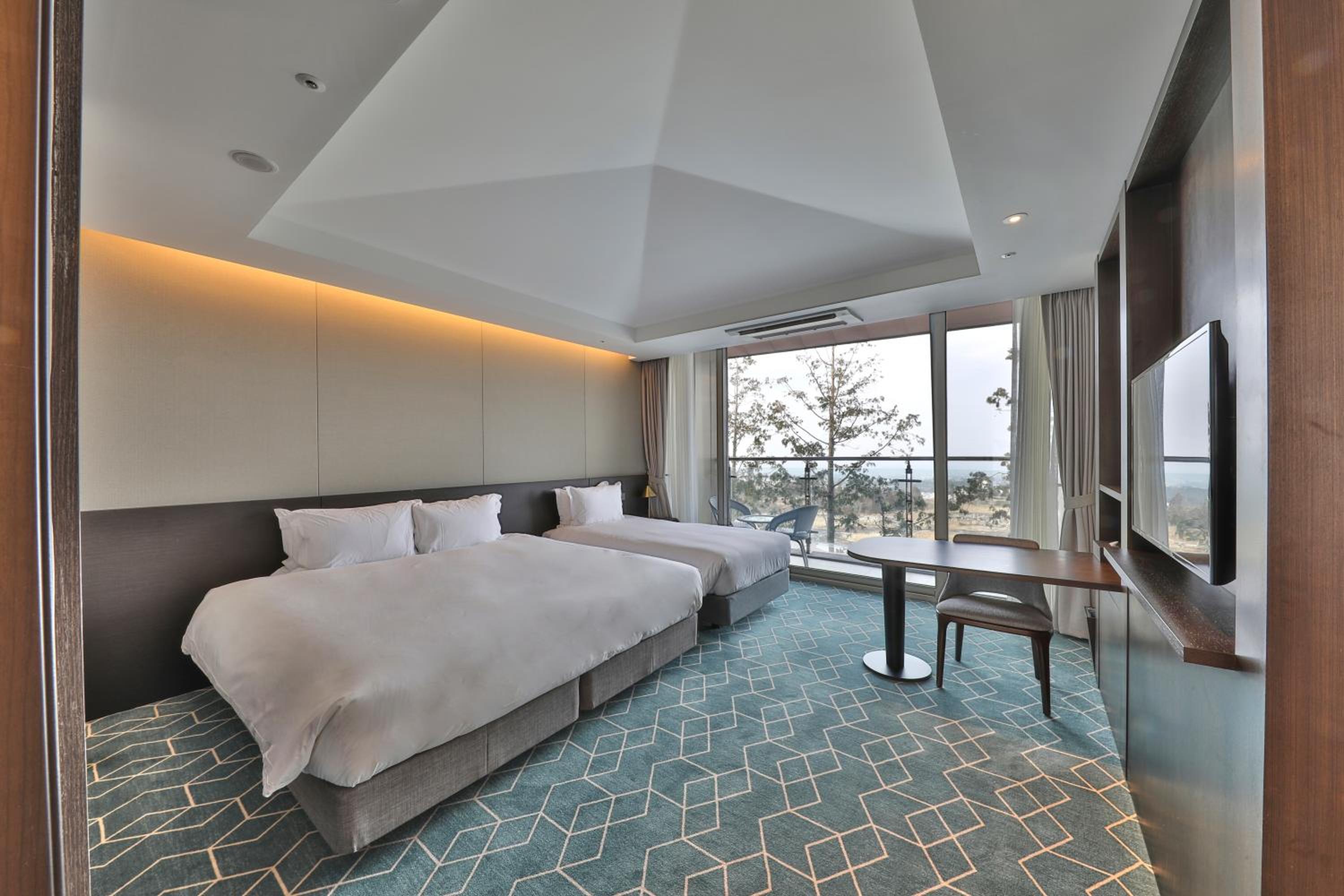 Family, Twin Beds