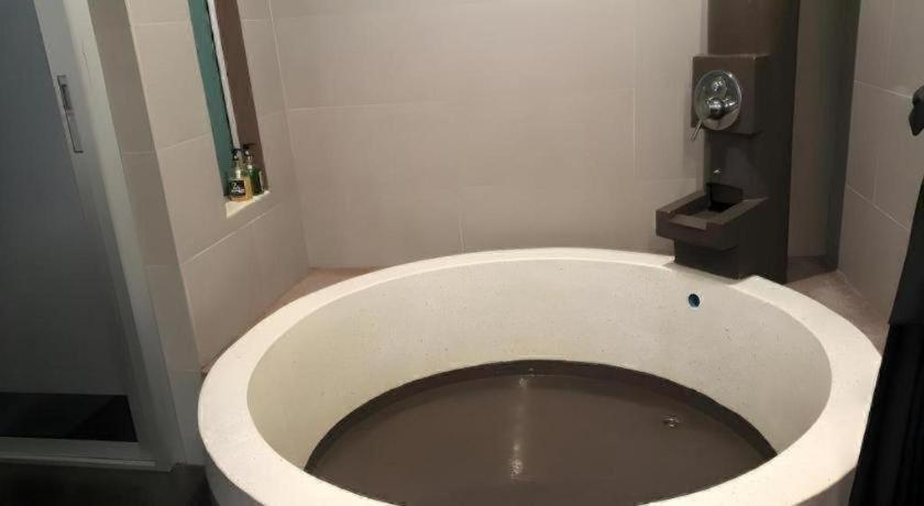 Z2 Boutique Hotel 55/56