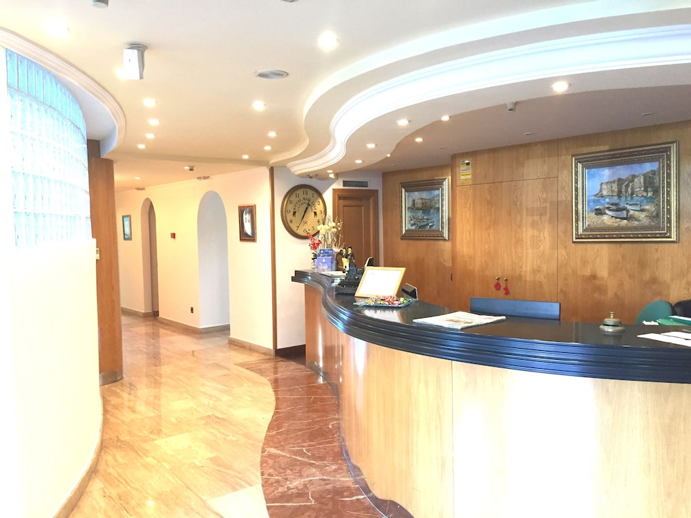 HOTEL PLAZA NUEVA 12/69