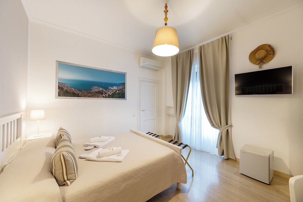 Panoramic Rooms Salerno 18/49