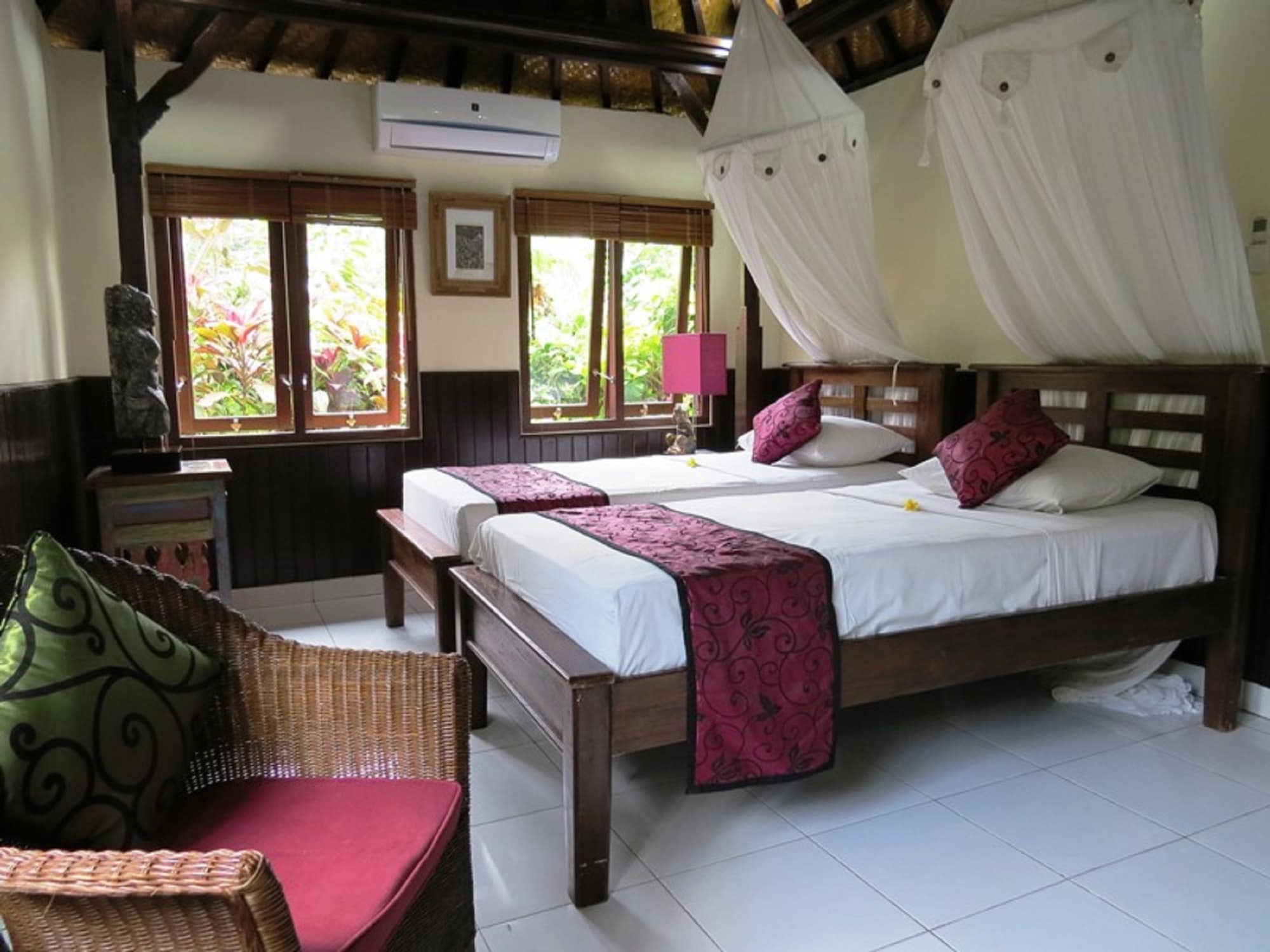 كوخ ديلوكس عائلي بسرير كوين وسرير فردي، Sama's Cottages And Villas 3/6