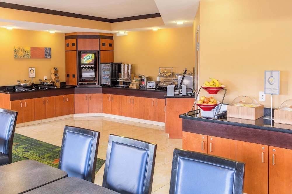 Fairfield Inn and Suites Billings 36/50