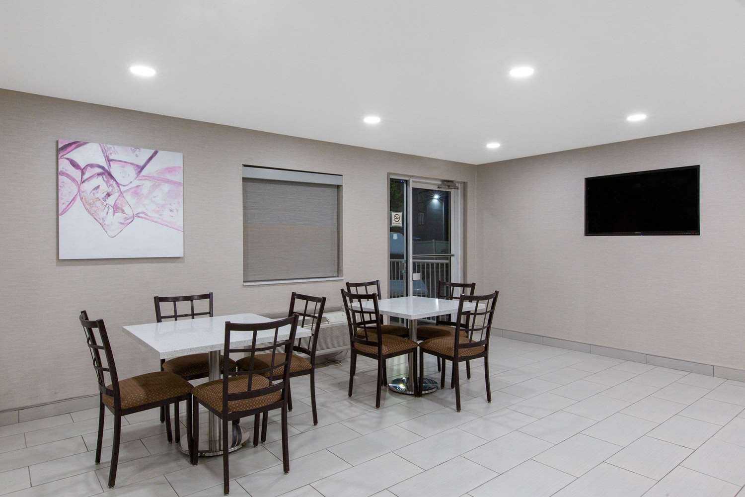 La Quinta Inn & Suites by Wyndham Blue Springs 21/31