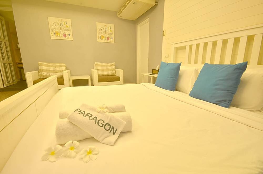 Paragon Inn 20/63
