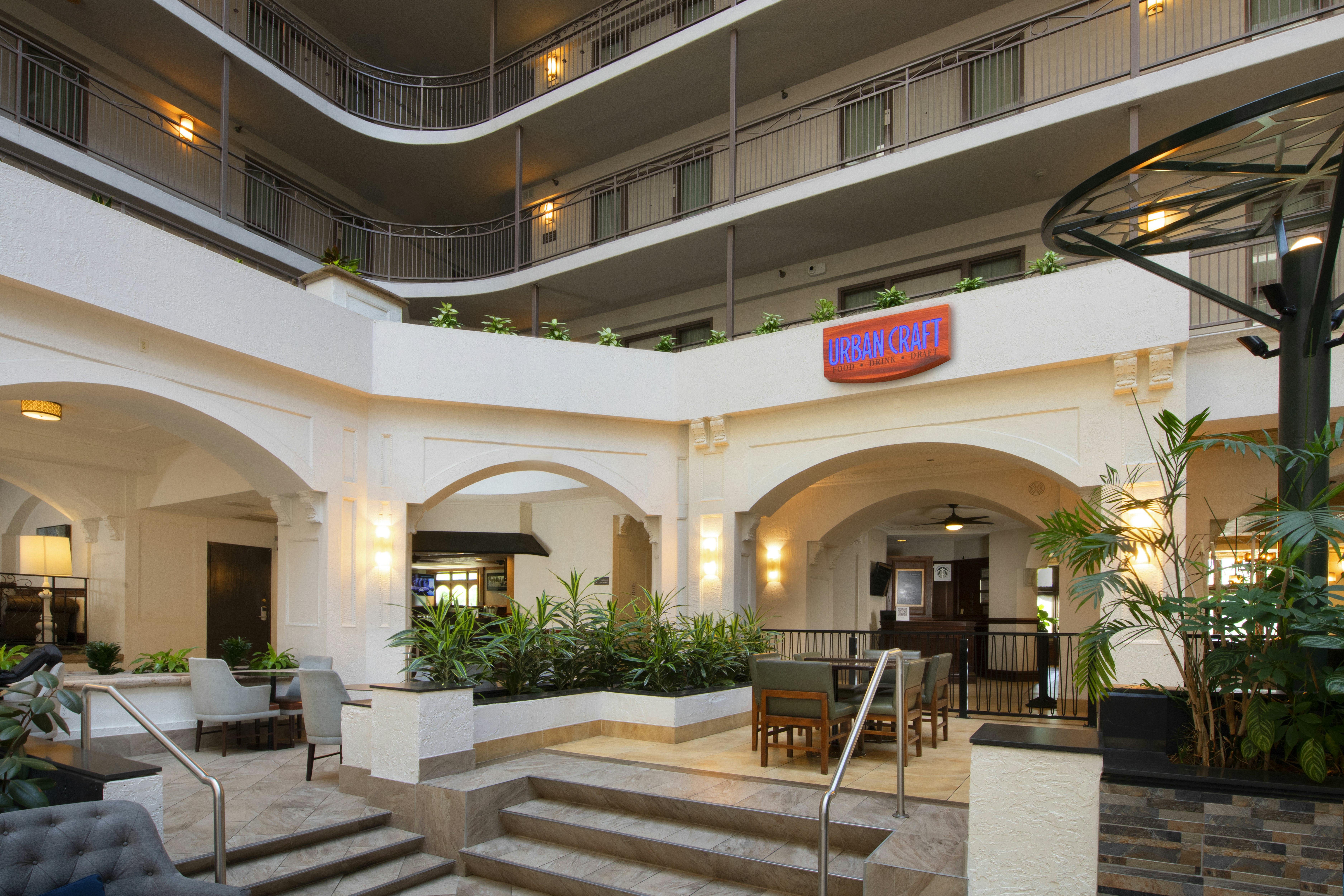 The Signature Suites 5/67