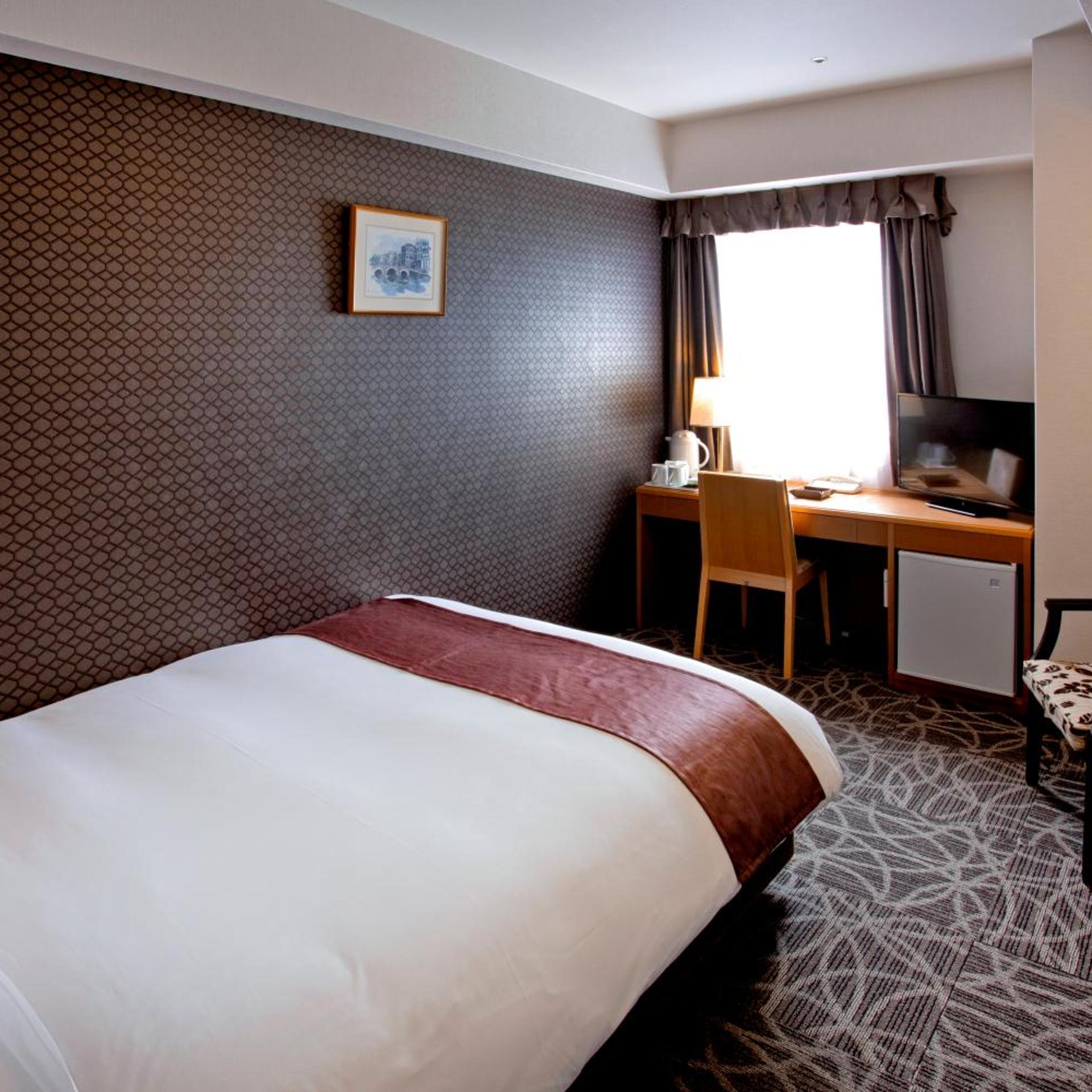 STANDARD, DOUBLE BED