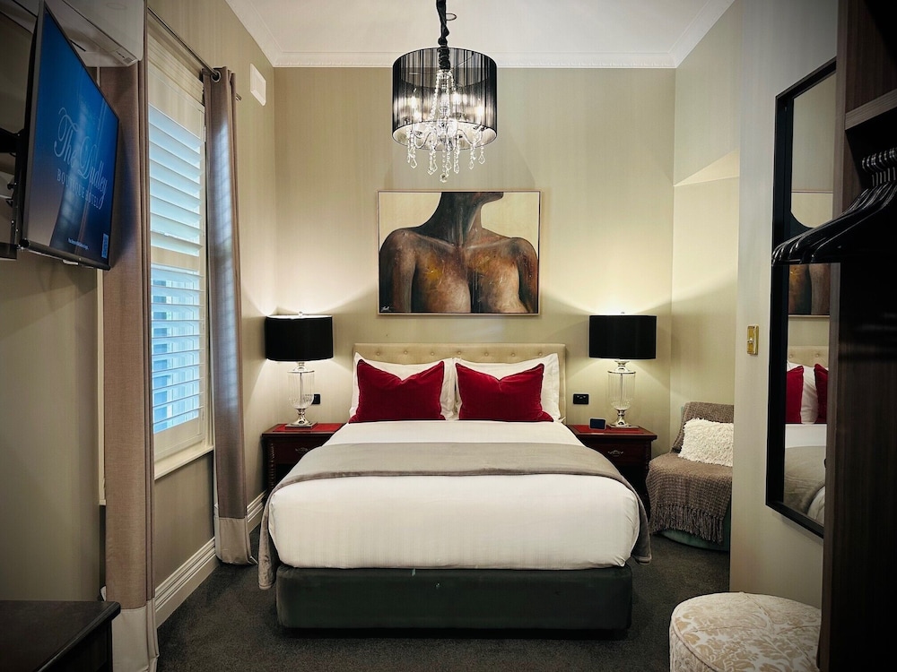 THE DUDLEY BOUTIQUE HOTEL 7/38