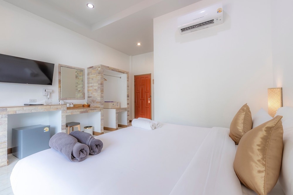 Sunrise Serenity Phuket Resort 16/50