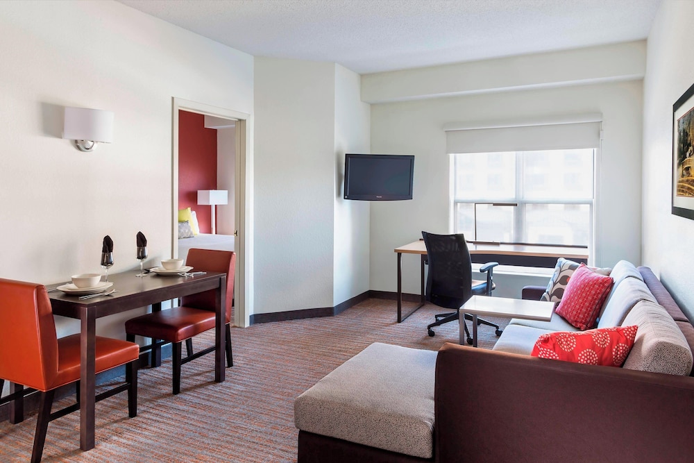 Residence Inn By Marriott Bloomington By Mall of America 27/48