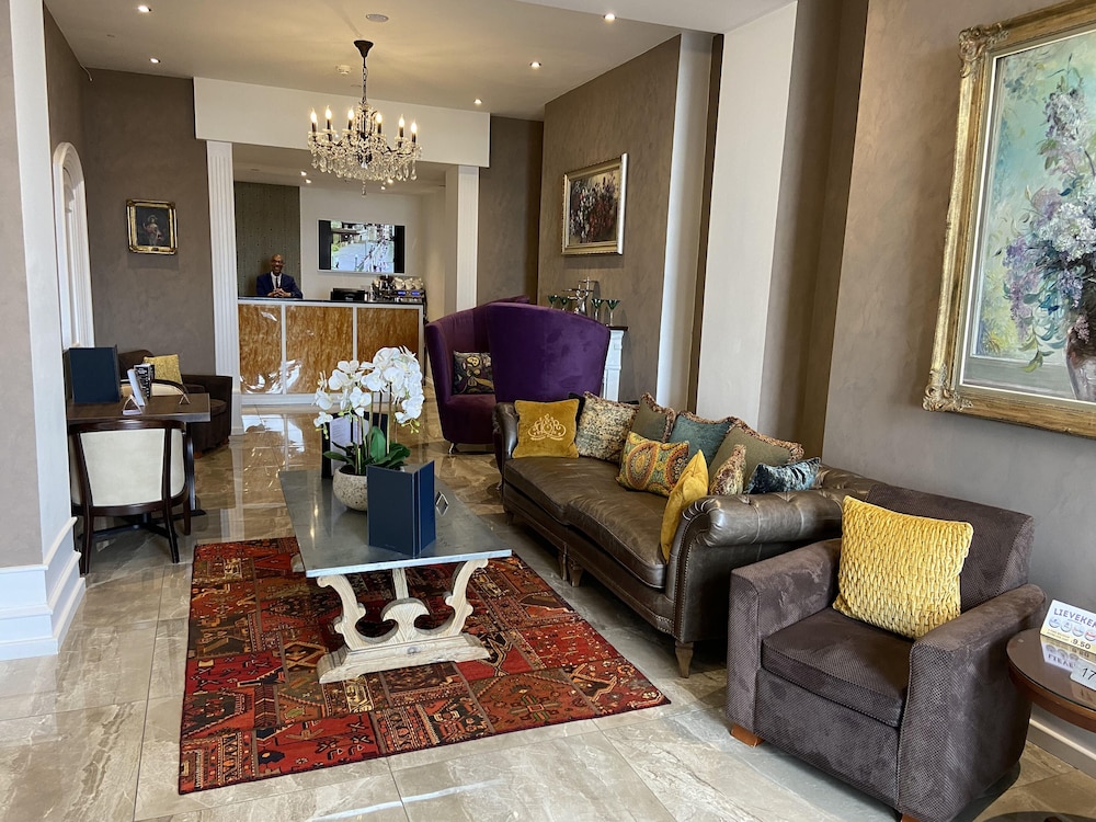 Halvard Hotel 29/50