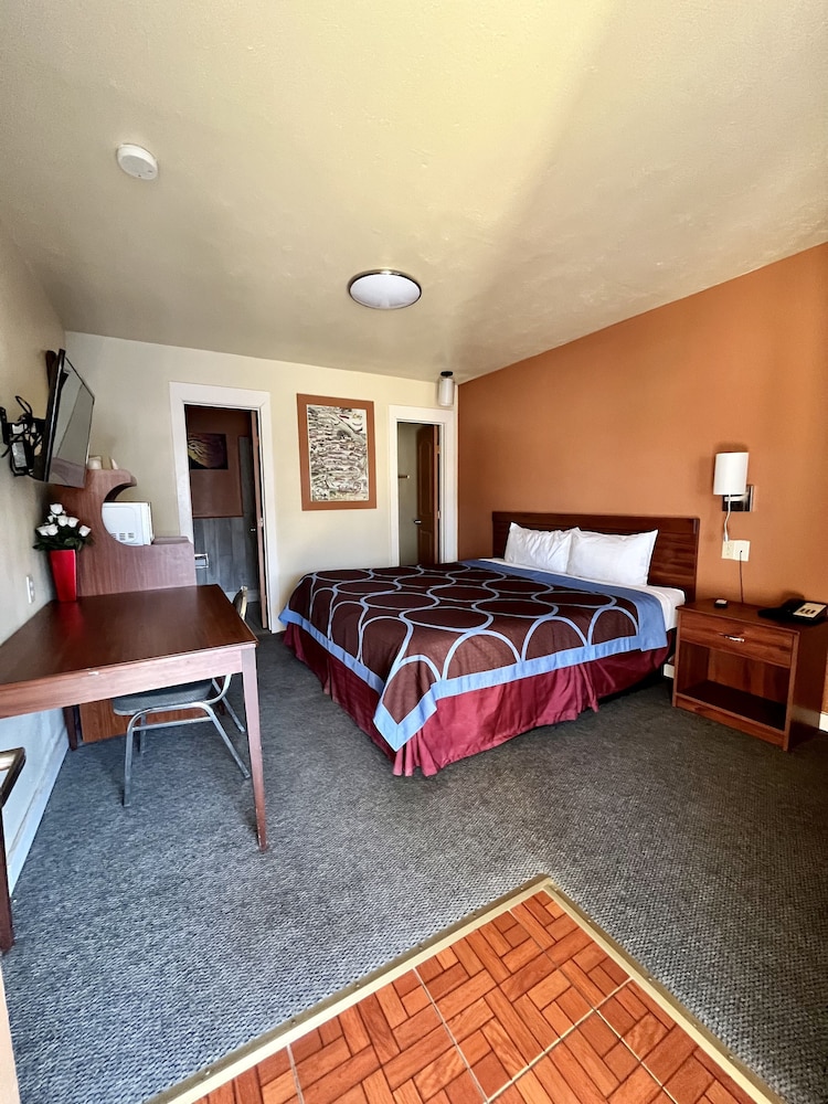 Sun Valley Motel 15/45