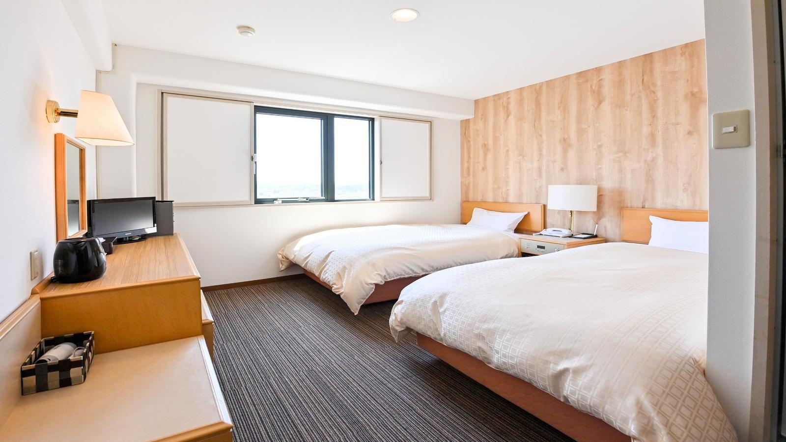 Standard, Twin Beds