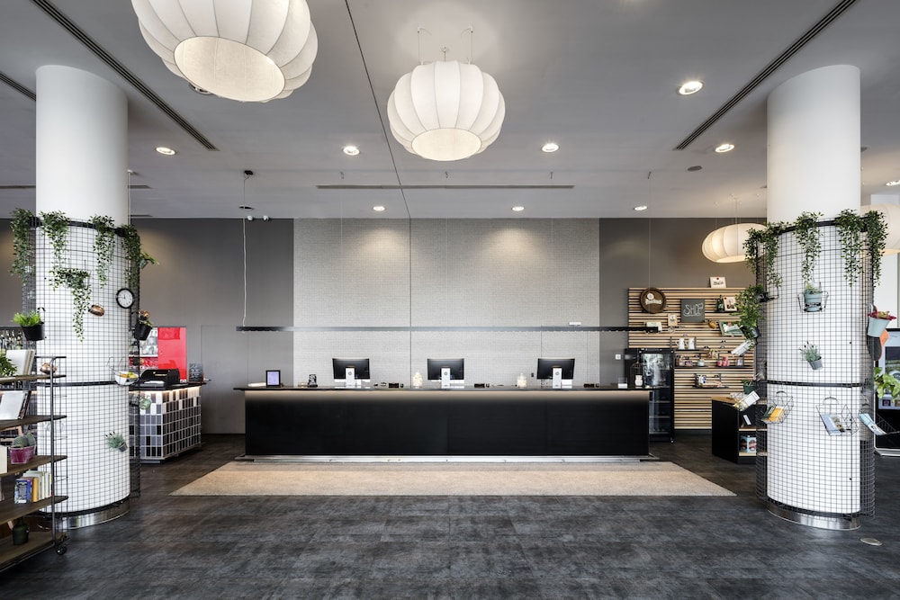 Lobby at Vienna House Easy by Wyndham Pilsen, PILSEN