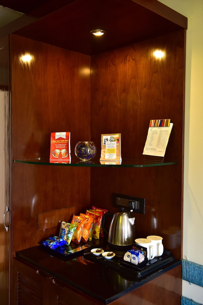 Golden Tulip Candolim Goa 68/77