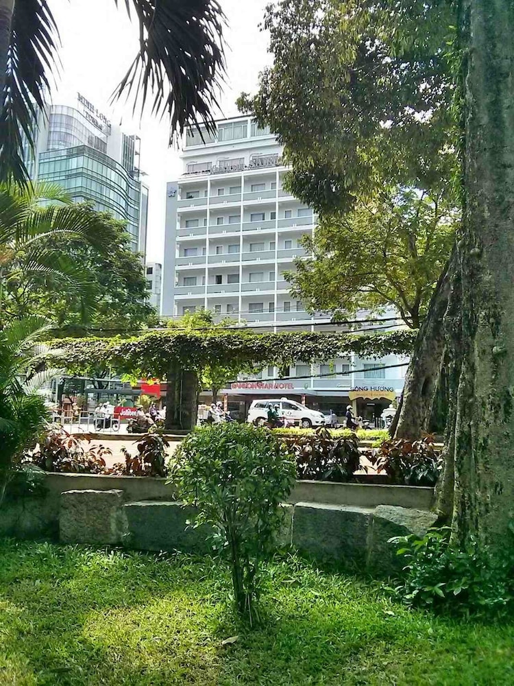 Saigon Star Hotel 5/48