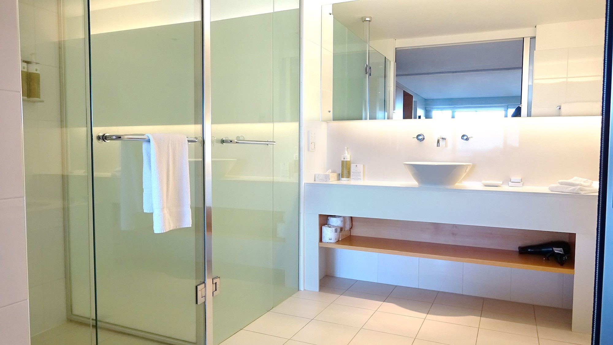 2 Bedrooms, Suite, 2 King Beds, Valley View, Adult Only، Avani Cypress Lakes Resort 5/5