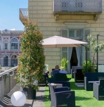 Hotel Roma E Rocca Cavour 80/82