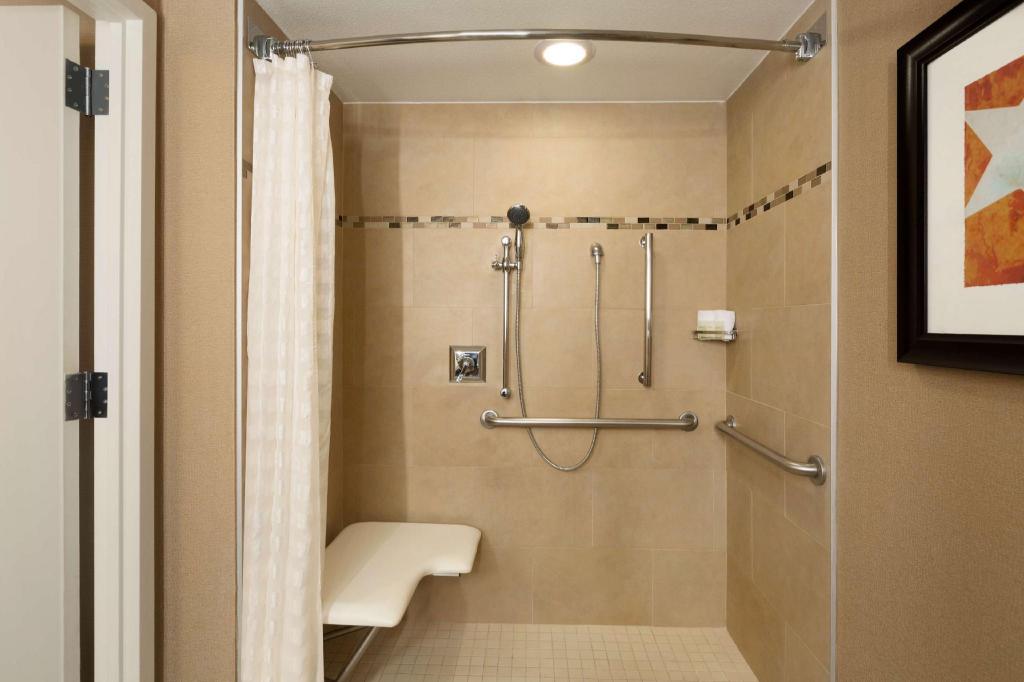 PREMIUM, KING BED, ACCESSIBLE