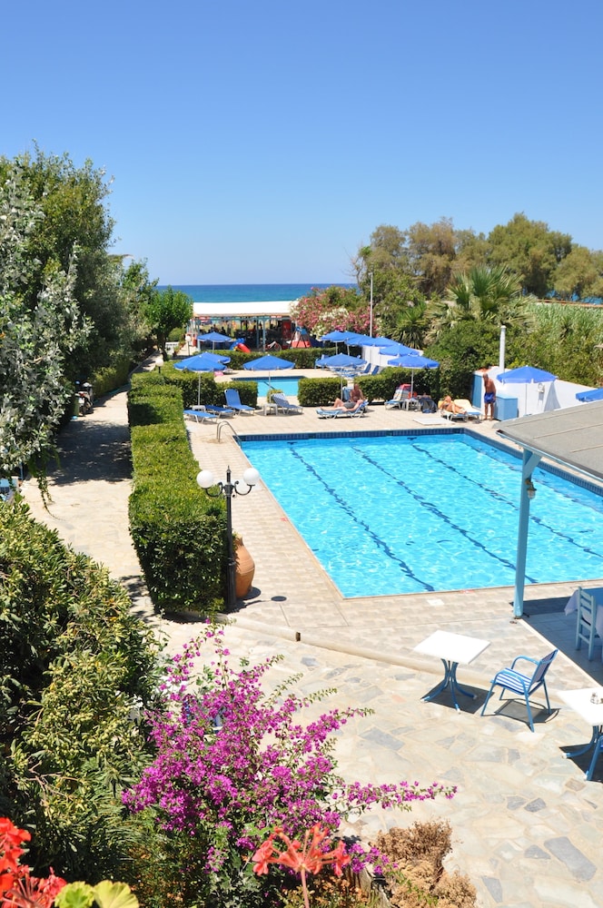 Galeana Beach Hotel 21/28