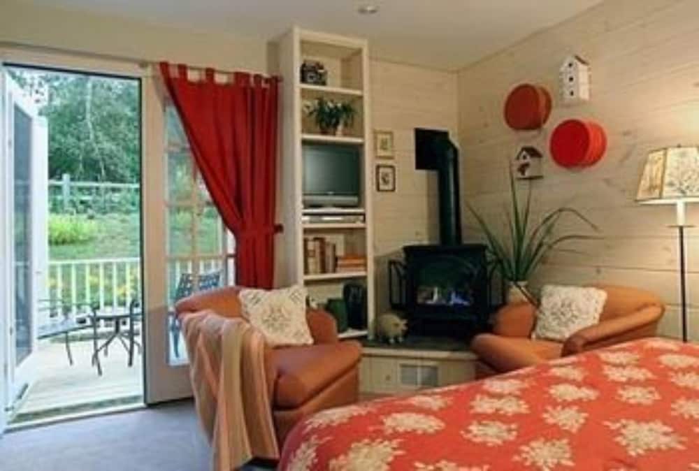 Deerhill Inn 46/77