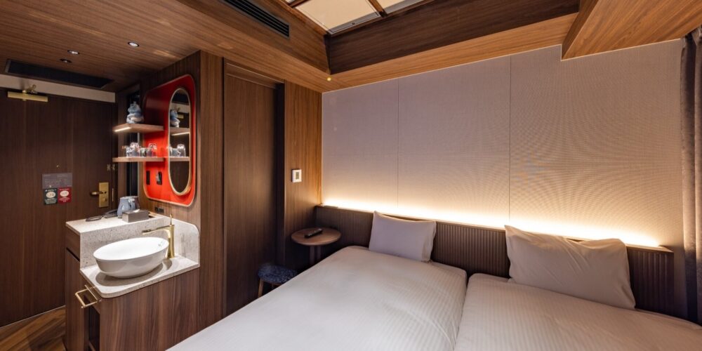 Economy, Single, Twin Beds