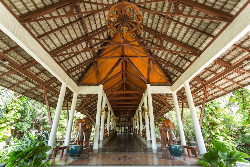 Felix River Kwai Resort 3/69