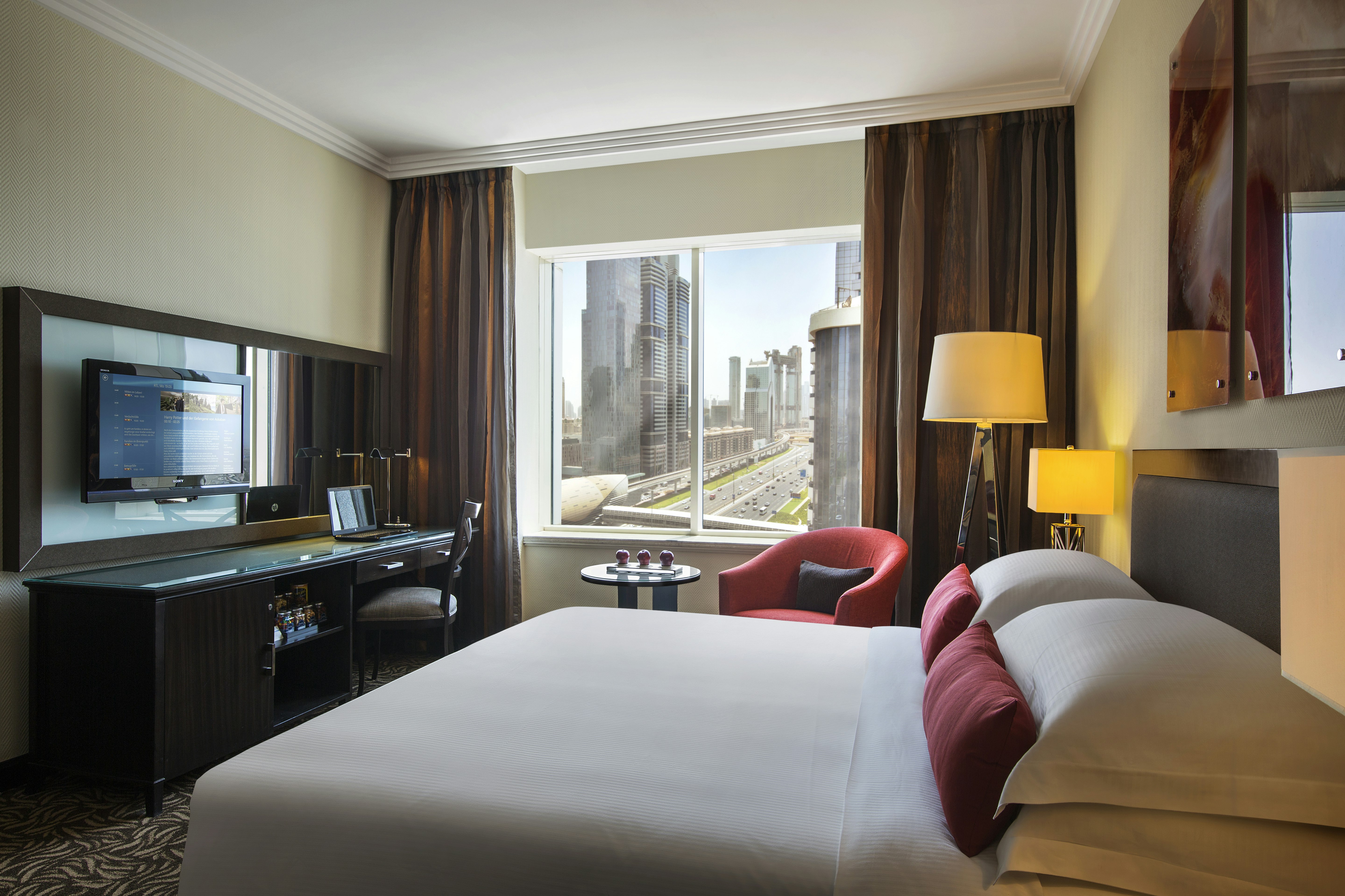 Towers Rotana Hotel 8/49