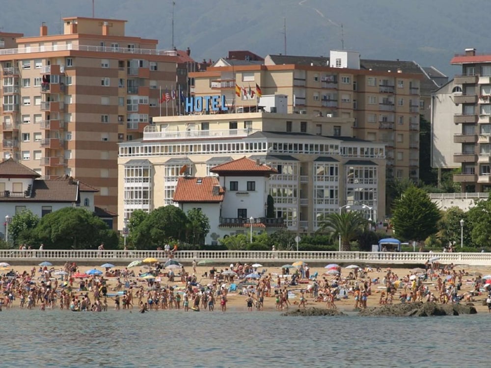 Sercotel Las Rocas Playa Hotel 30/38