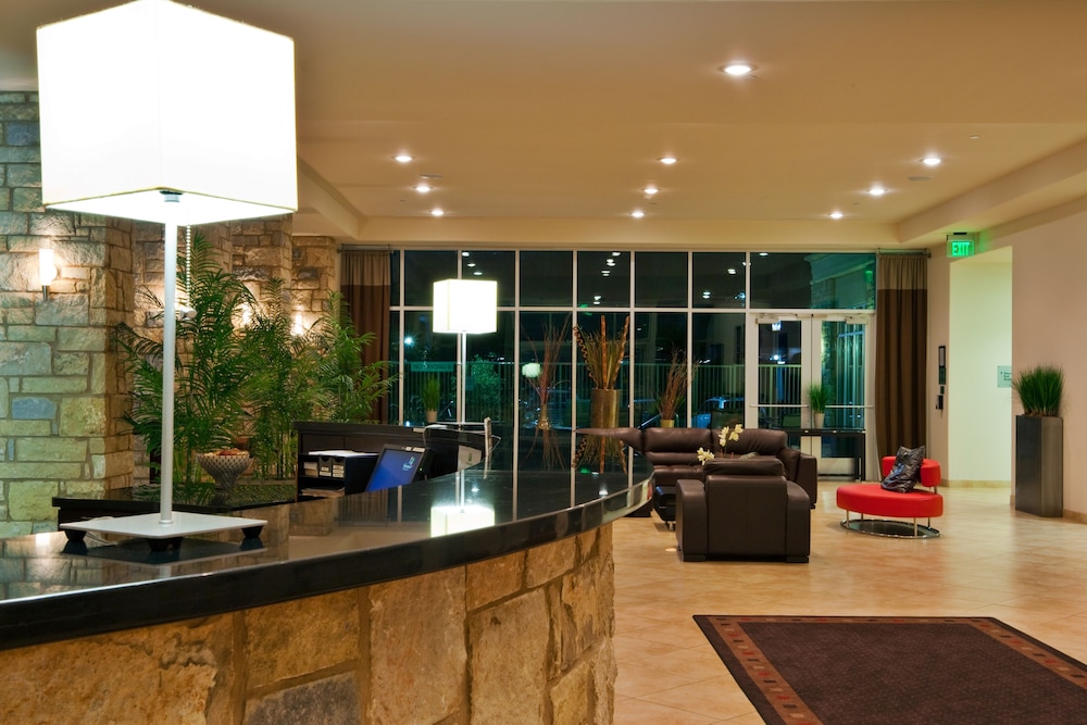 Holiday Inn Temple-Belton 12/69