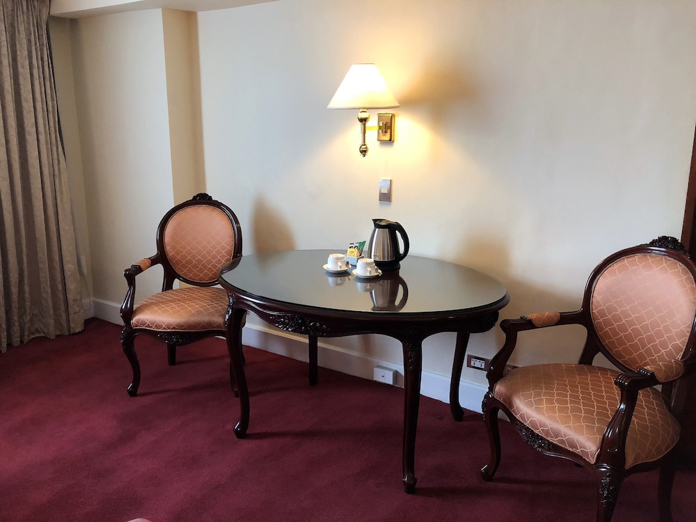 Manila Prince Hotel 28/36