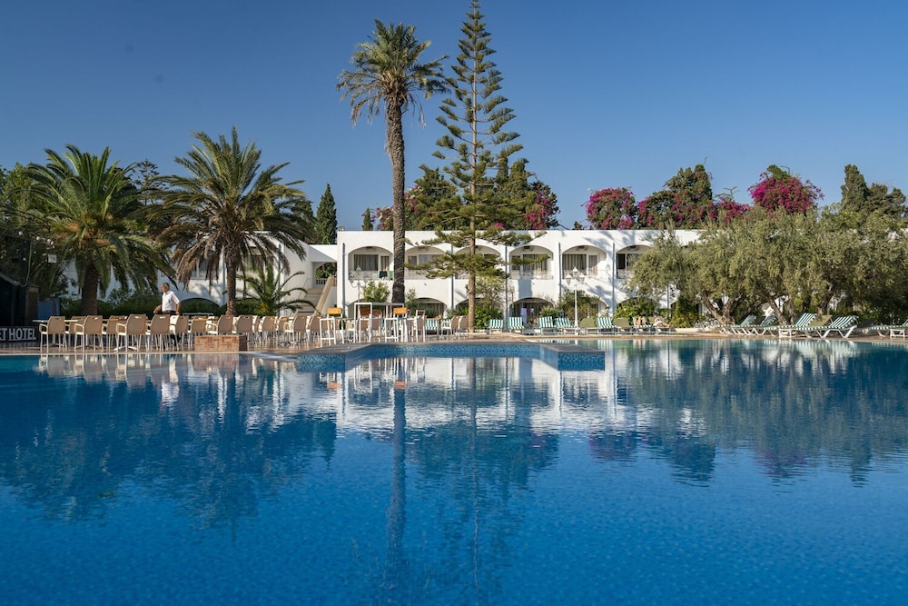 Le Hammamet Hotel 41/43