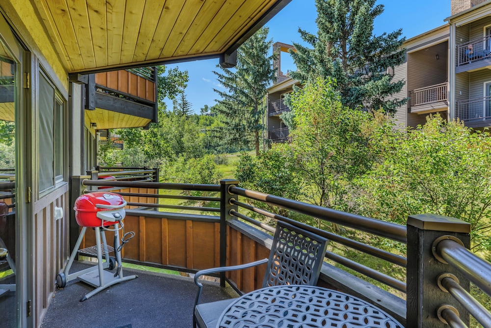 Laurelwood A Destination Residence 46/76
