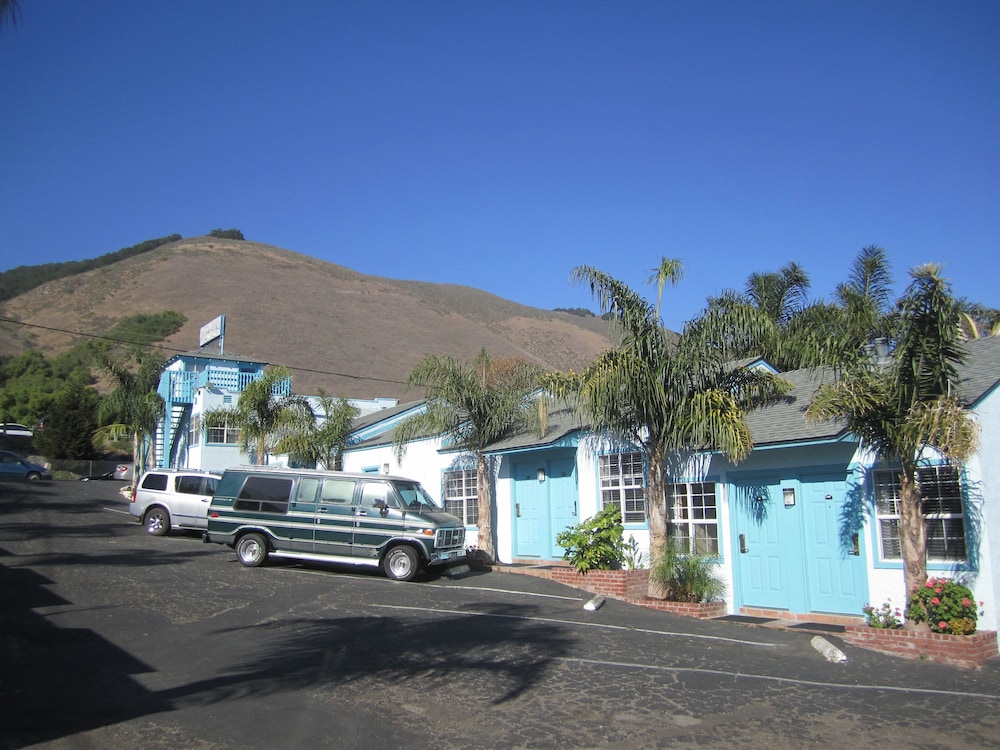 The Palomar Inn 3/61