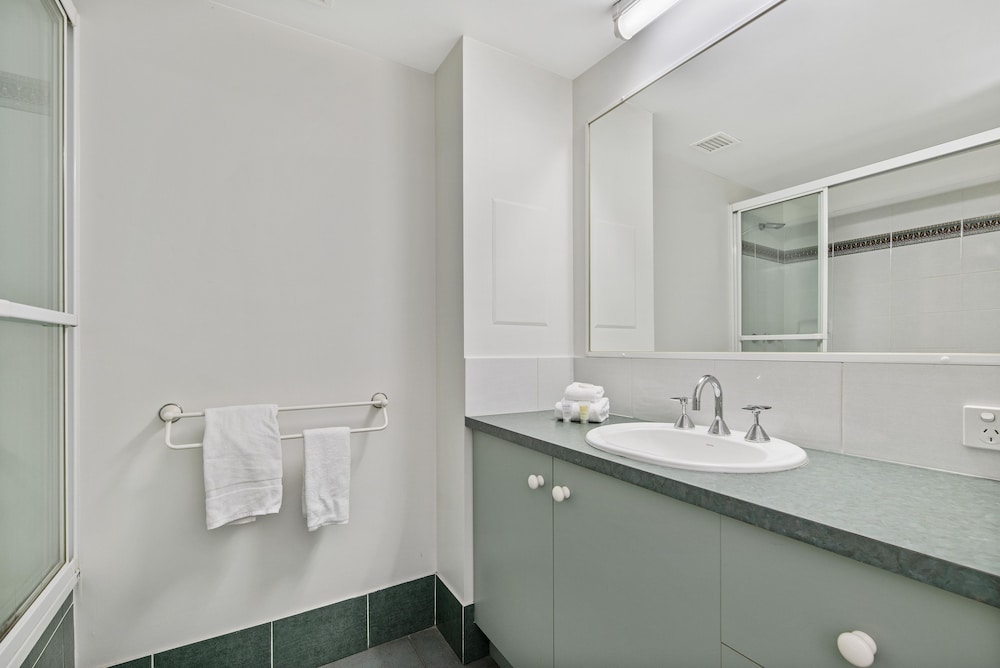 KEY LARGO MAROOCHYDORE 67/72