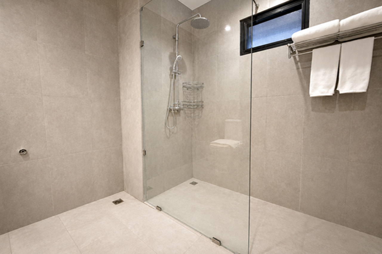 Nova Park Hotel Pattaya 43/44