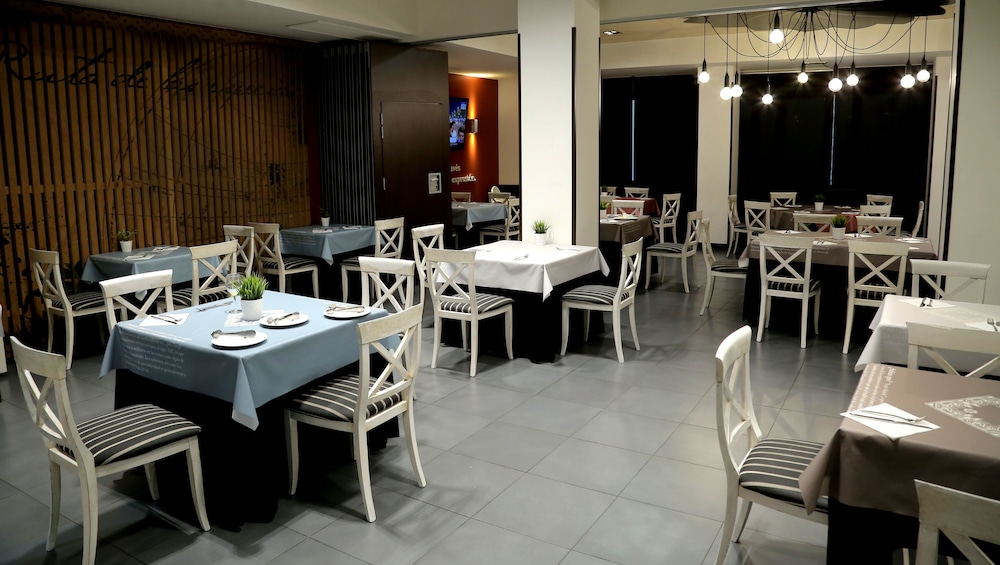 Oriente Hotel 49/58