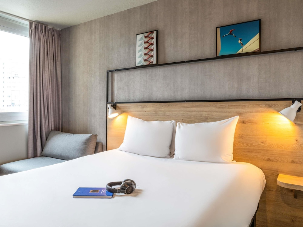 ibis Paris Gennevilliers 16/76