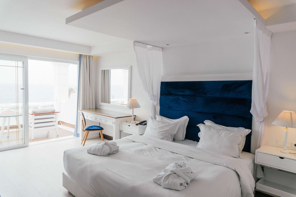 Superior, King Bed, Sea View