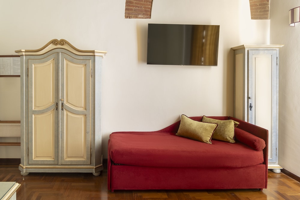 RESIDENZA DELLA SIGNORIA 50/59