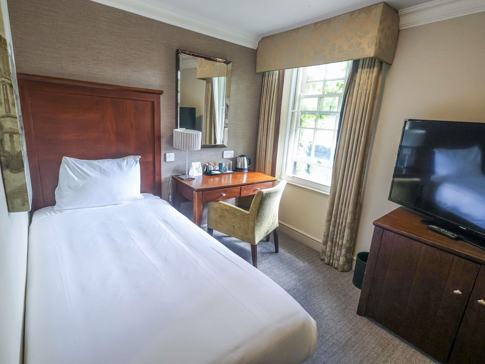Mercure Salisbury White Hart Hotel 28/71