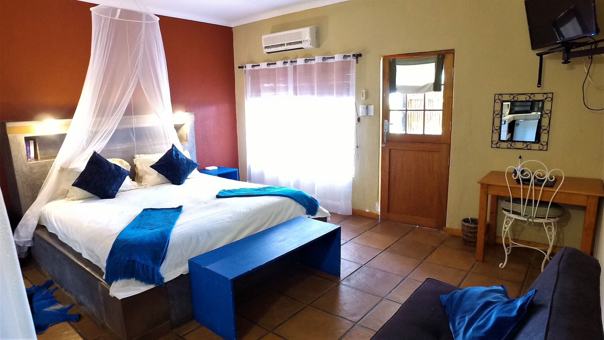 Standard, Kitchenette