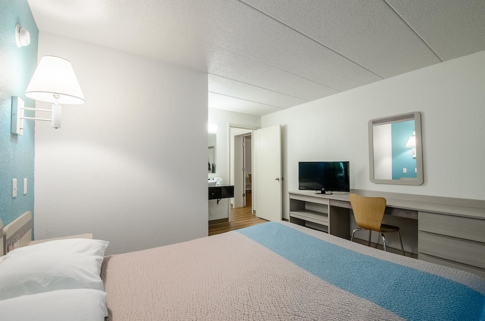 Motel6 Big Springs, NE 29/42