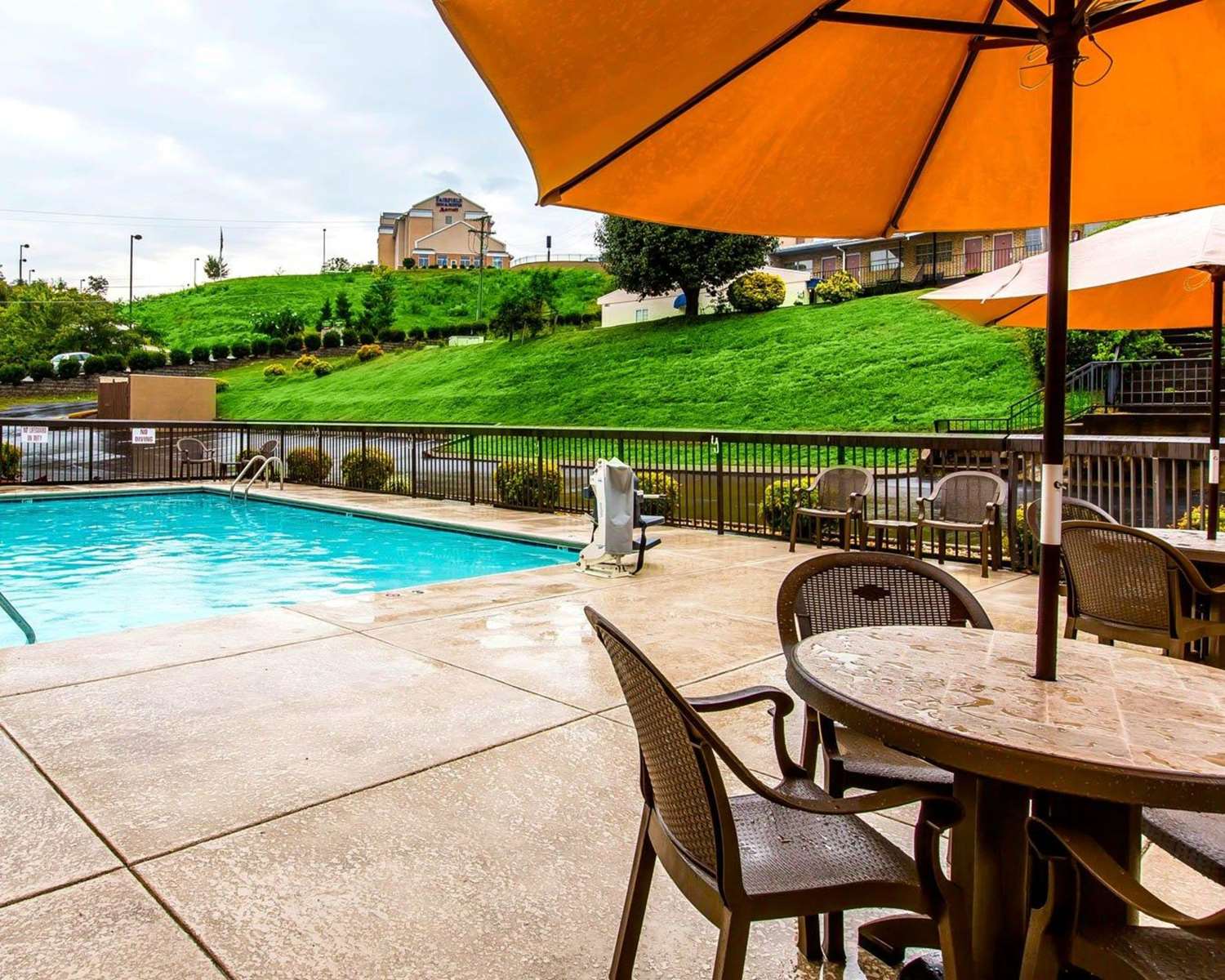 Clarion Inn Near Lookout Mountain 42/53