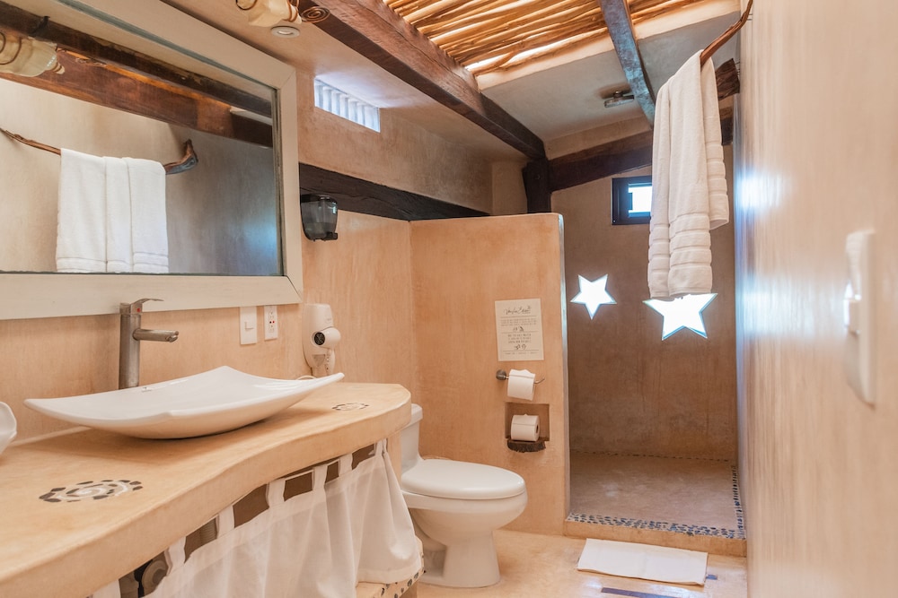 Junior Suite, 1 Double and 1 Single Bed, Pool View, Villa Las Estrellas 6/6