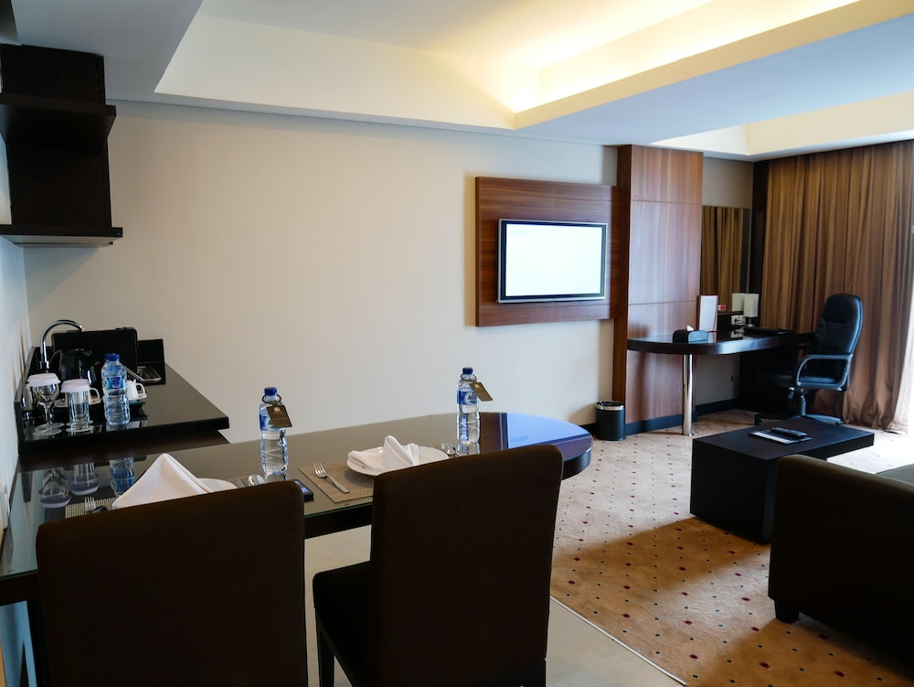 Best Western Premier La Grande Hotel 30/44