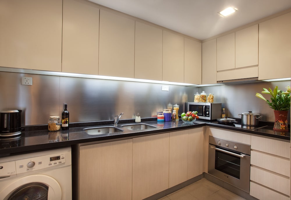 Somerset Grand Hanoi Hotel 41/49